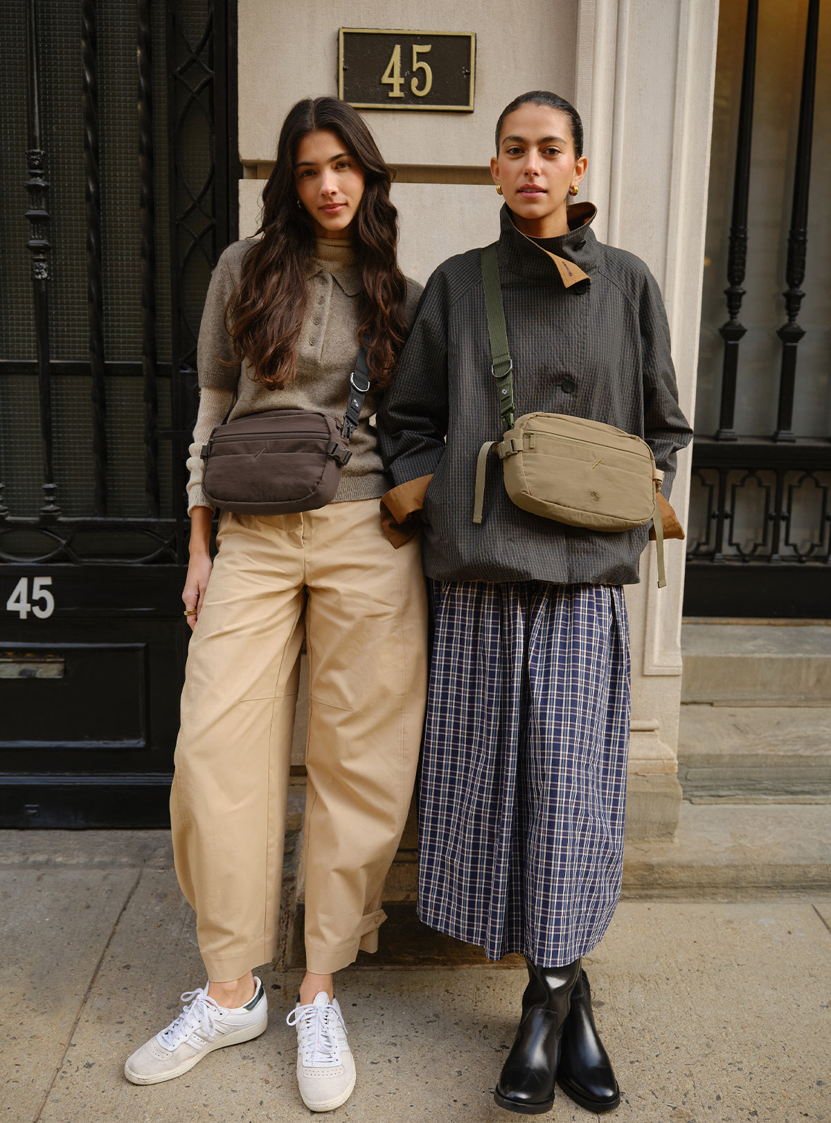 Cruise Crossbody — Base Only (Cacao)